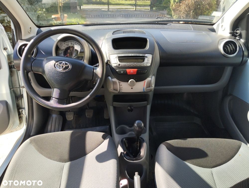 Toyota Aygo - 6