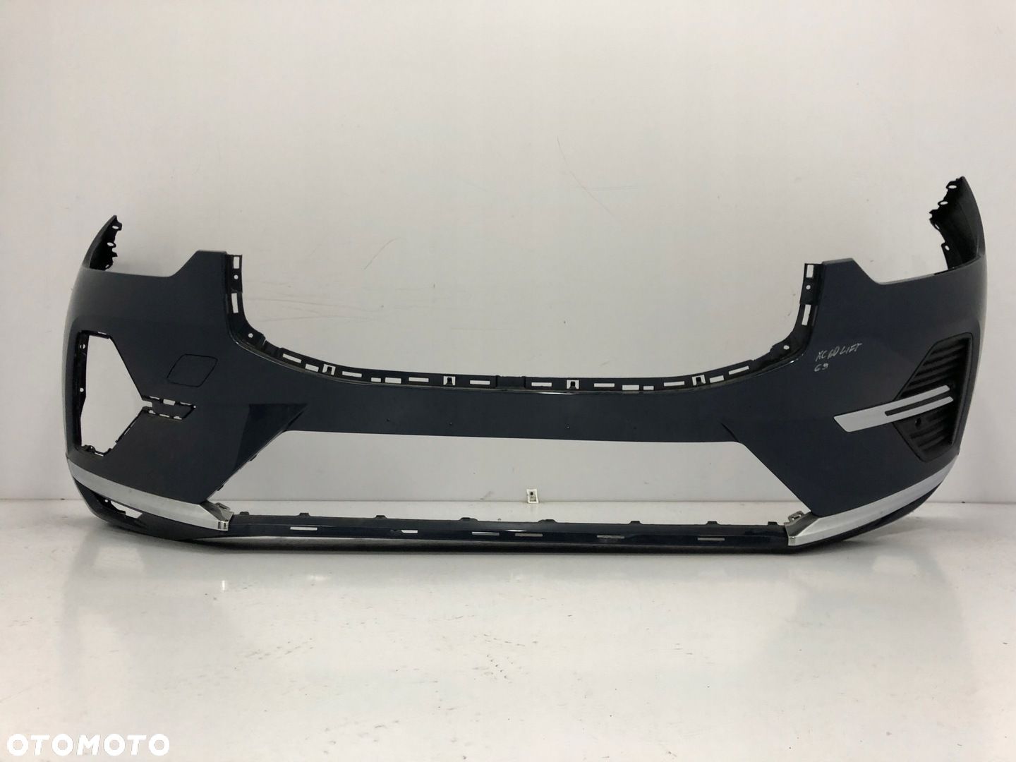 VOLVO XC60 II 2 LIFT INSRIPTION 2022- ZDERZAK PRZEDNI 4XPDC - 1