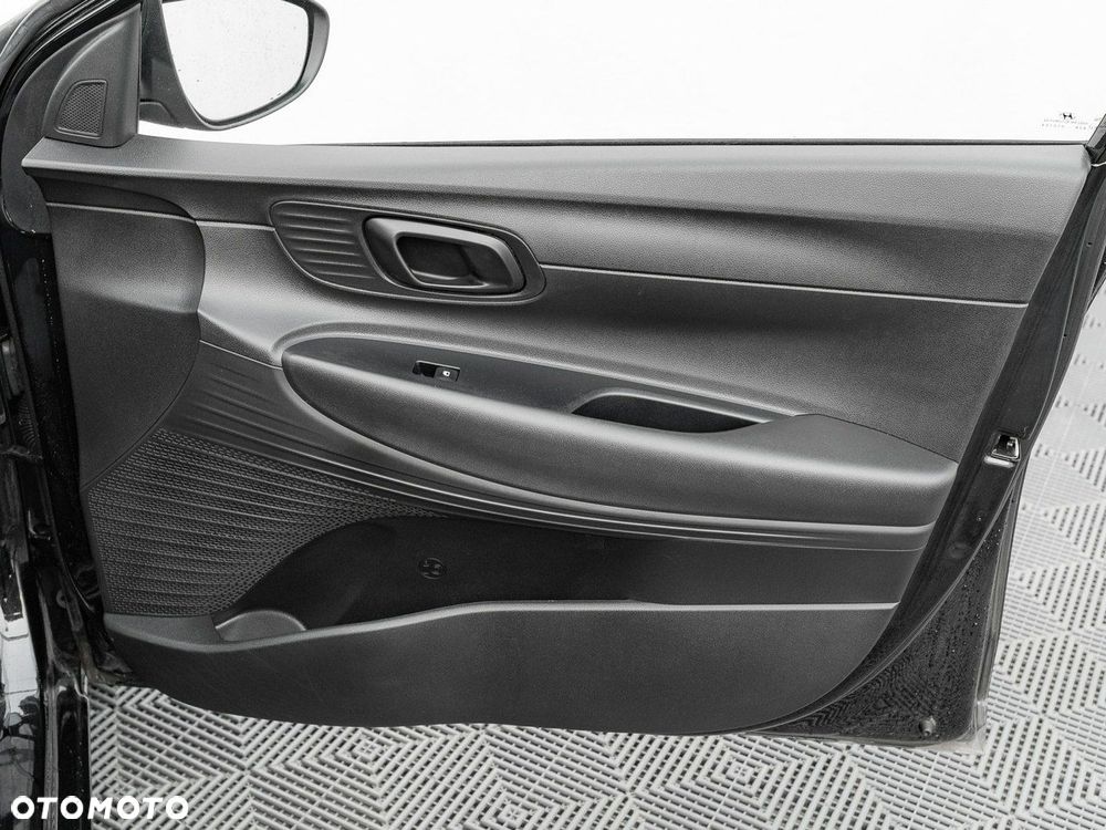 Hyundai i20 1.2 Pure - 27