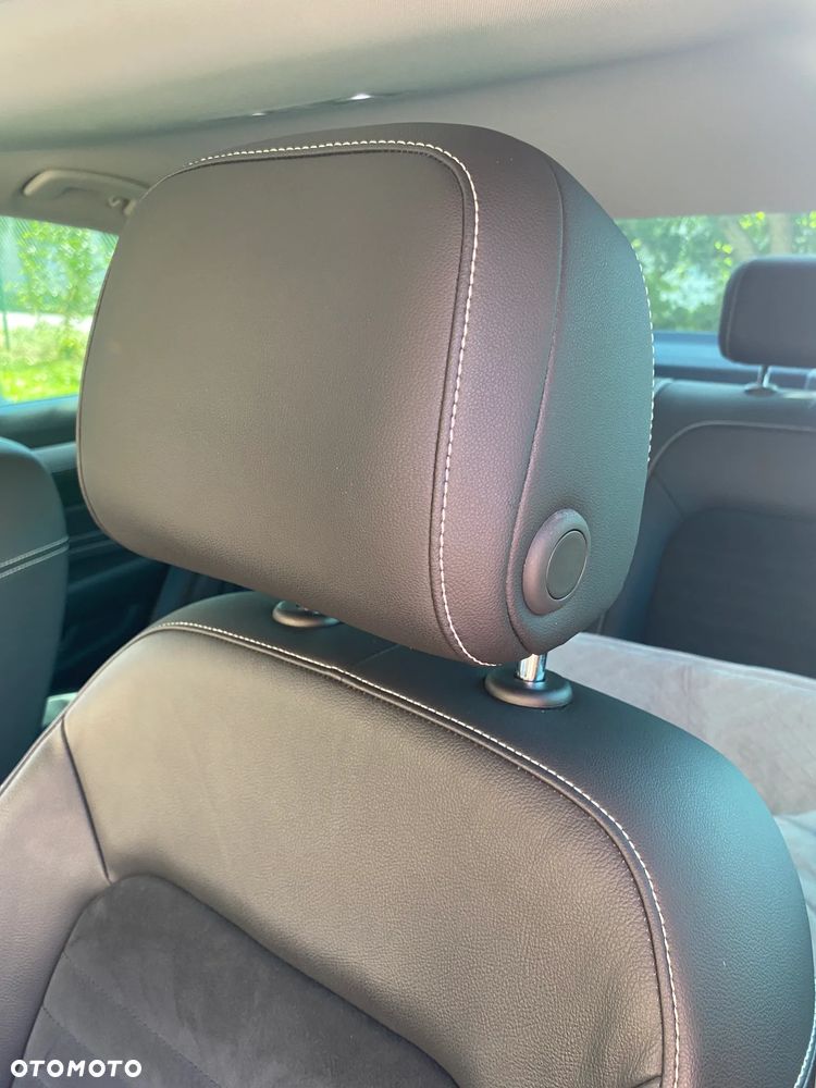 Volkswagen Passat 2.0 TSI Elegance DSG - 17
