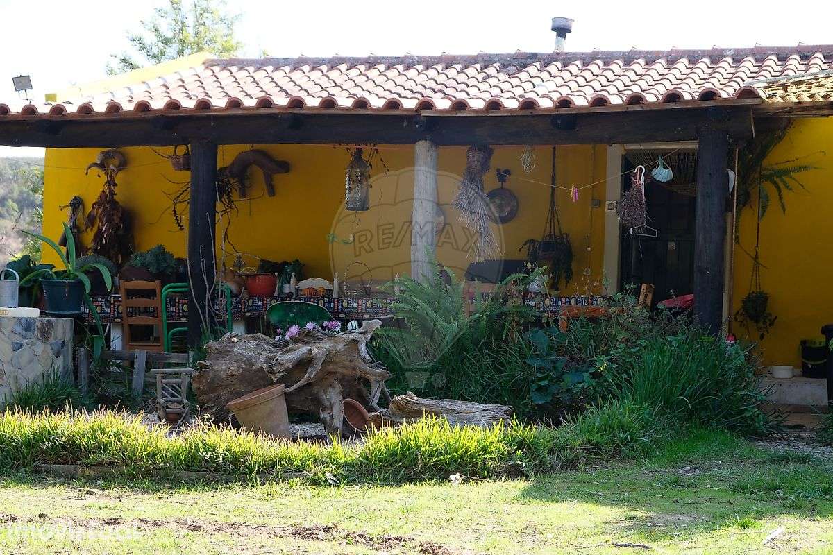 Moradia T2 para venda - Grande imagem: 3/42