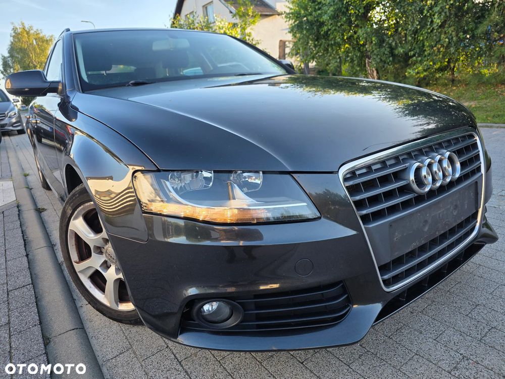 Audi A4 Avant - 13
