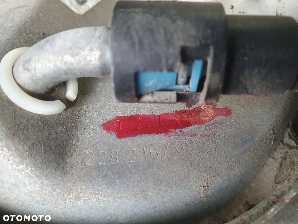 POMPA PALIWA OPEL CORSA C 9227844 1.2 16V POSIADAM 4 SZT - 9