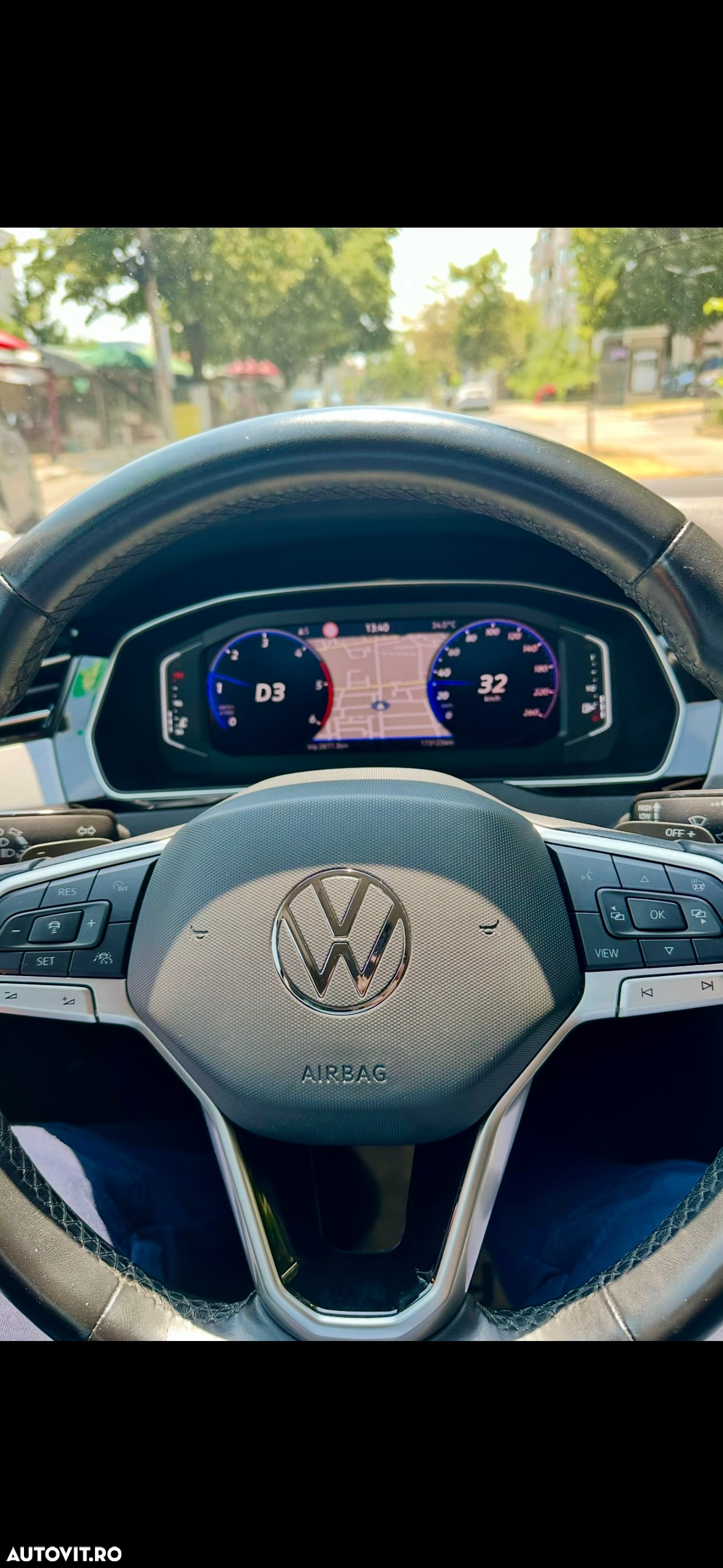 Volkswagen Passat Variant 2.0 TDI DSG (BlueMotion Technology) Highline - 11