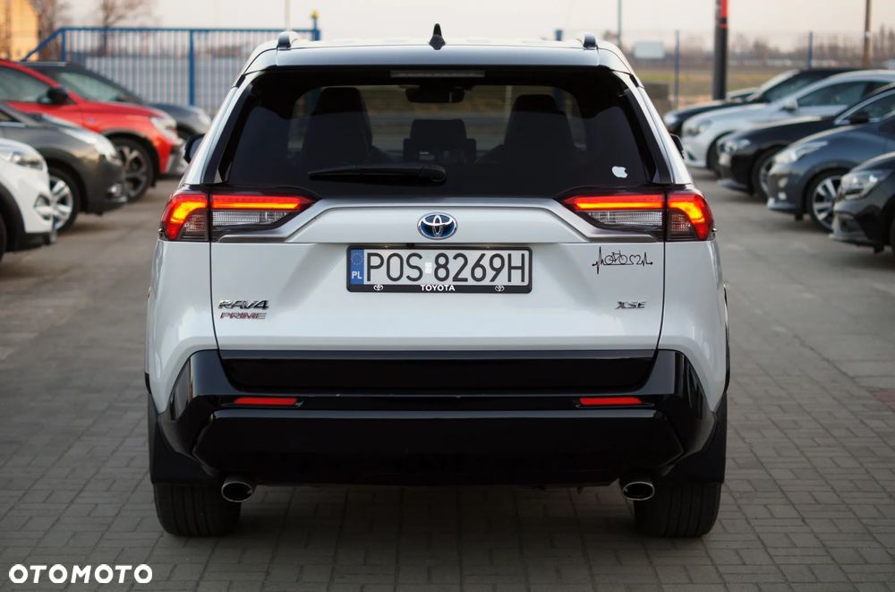 Toyota RAV4 - 6