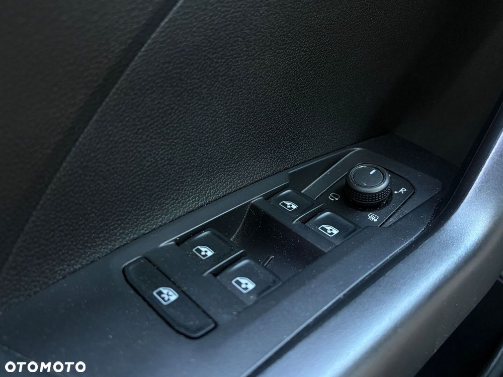 Volkswagen T-Cross 1.0 TSI Style DSG - 30