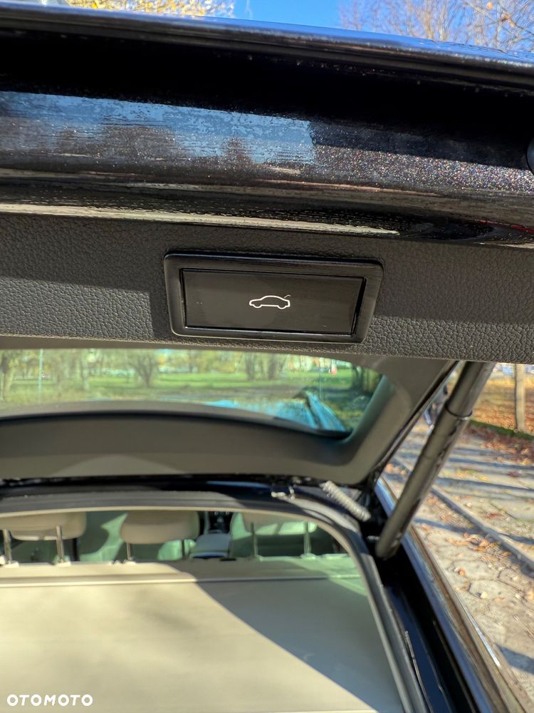 Skoda Superb 2.0 TDI Style DSG - 33