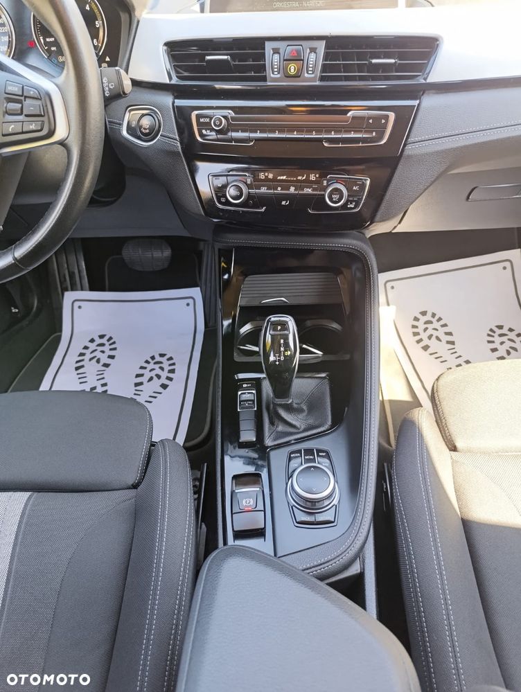 BMW X2 sDrive18d Business Edition sport - 15
