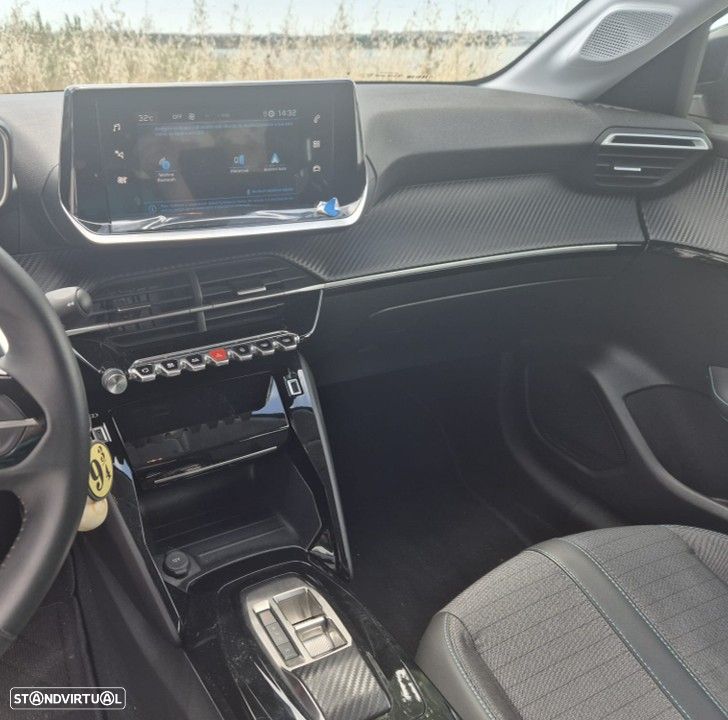 Peugeot 208 1.2 Hybrid Allure e-DCS6 - 9