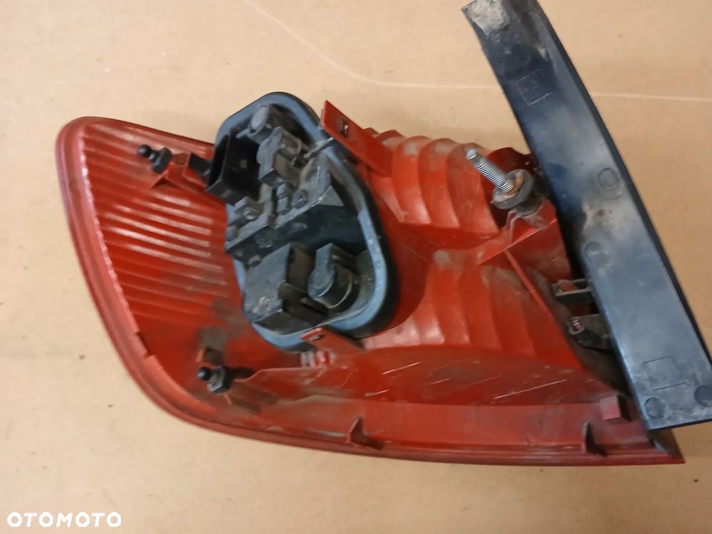 Audi A6 C6 sedan   Lampa tył tylna prawa - 6