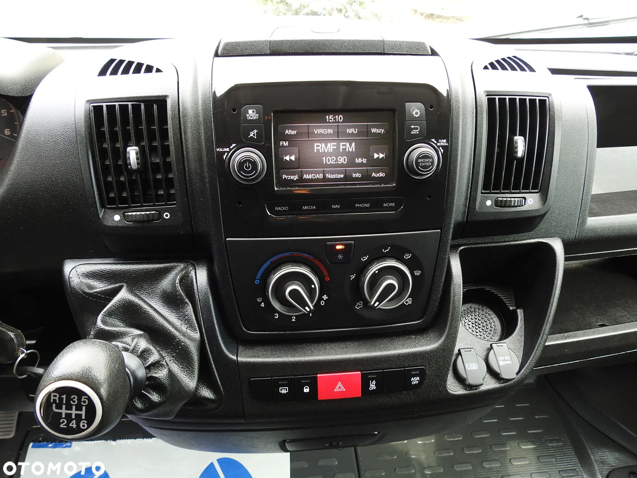 Peugeot BOXER FURGON CHŁODNIA 0*C TEMPOMAT NAWIGACJA KLIMATYZACJA 135KM [ S45902 ] - 34