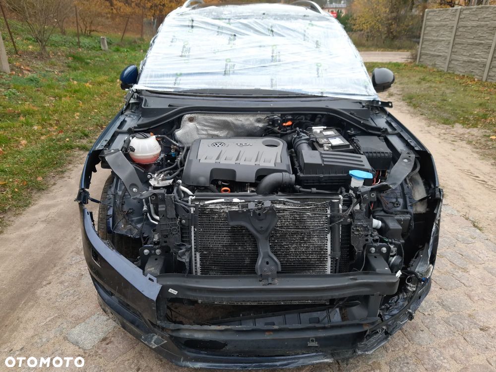 Volkswagen Tiguan 2.0 TDI DPF 4Motion BlueMotion Technology DSG Cup Sport & Style - 4