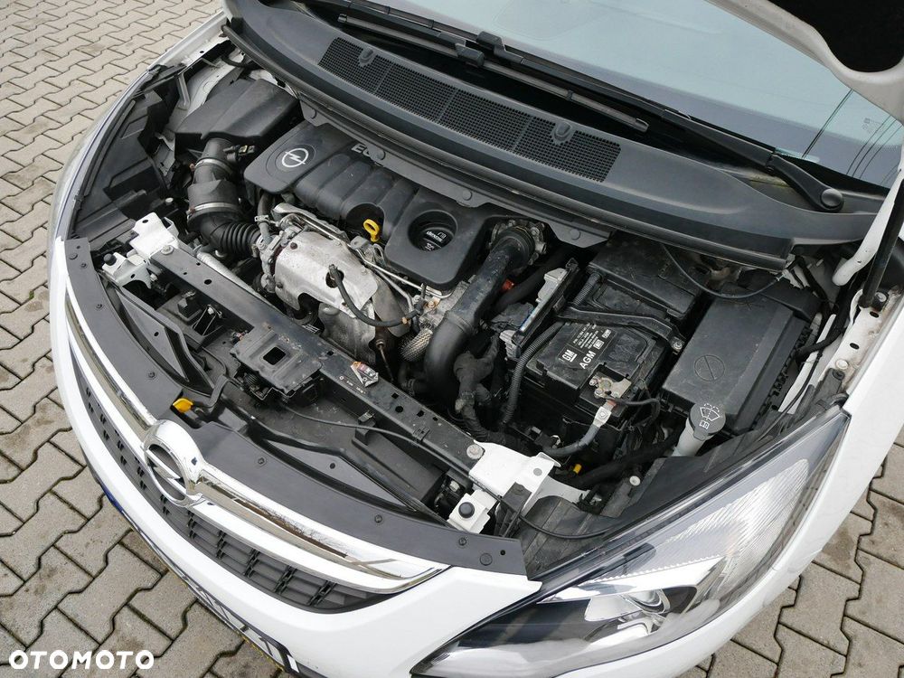 Opel Zafira - 26