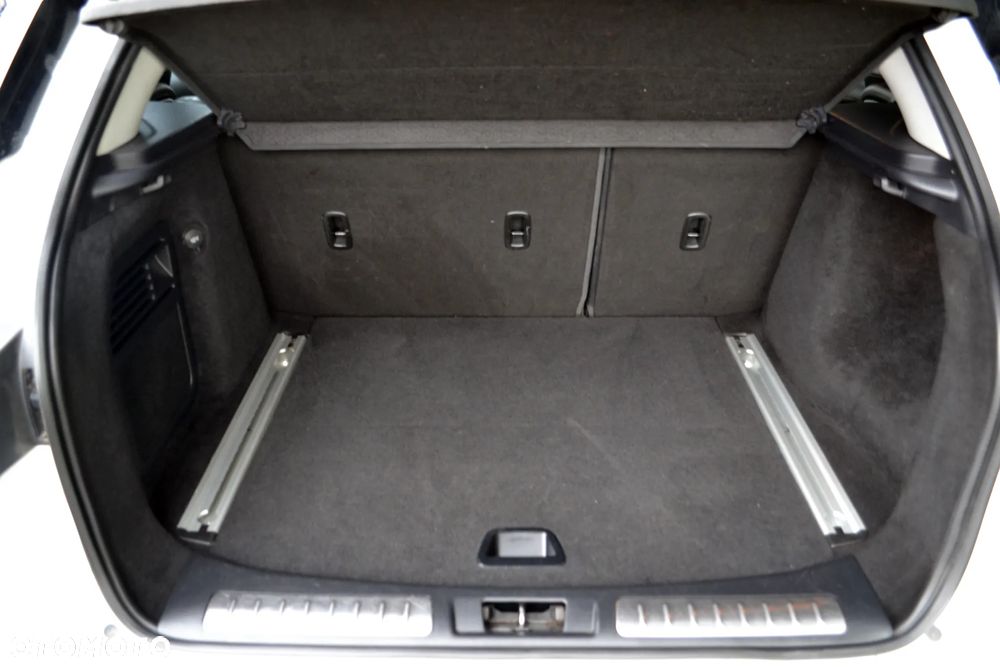 Land Rover Range Rover Evoque - 18