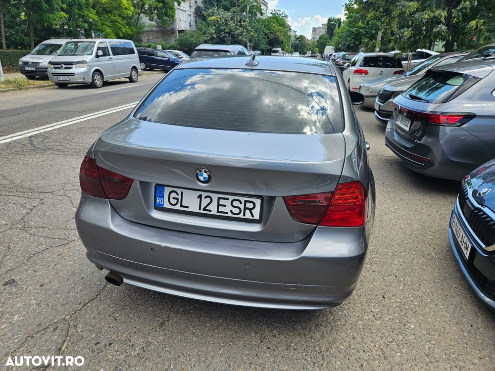 BMW Seria 3 318d DPF Aut. - 5