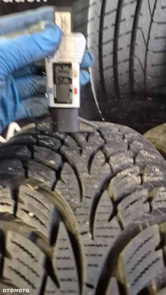 Koła zimowe Mercedes 185/65 R15 Nokian - 3