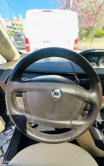 Lancia Musa 1.3 16V M-jet Platino - 15