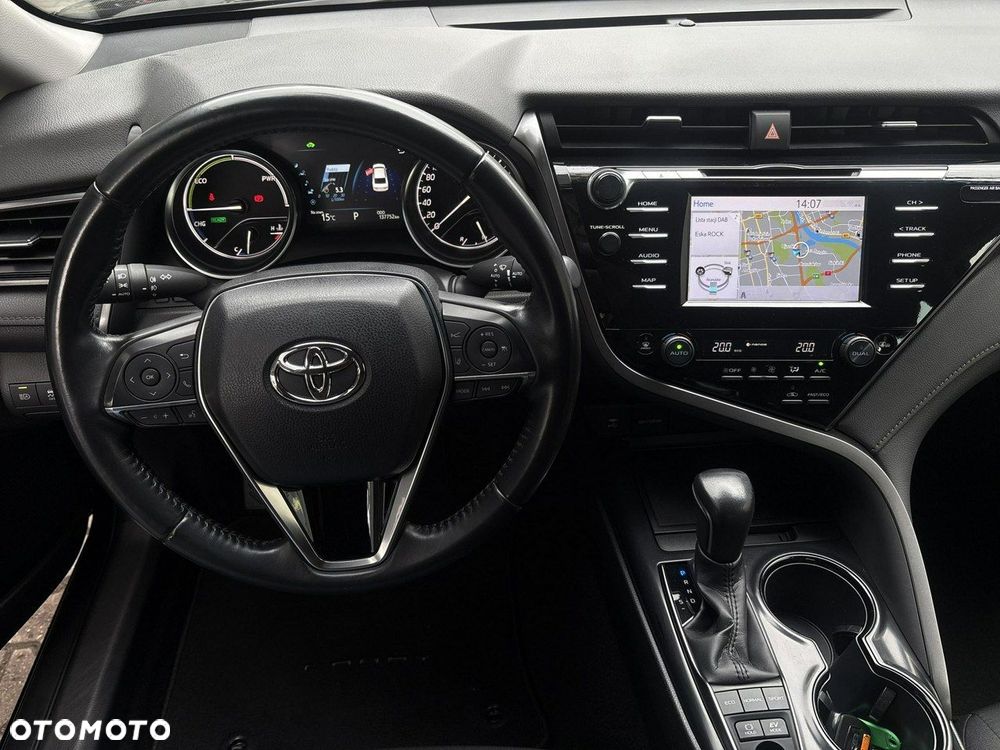 Toyota Camry - 15