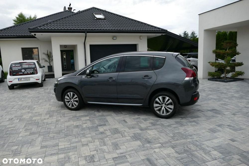 Peugeot 3008 1.2 PureTech GPF Allure S&S - 10
