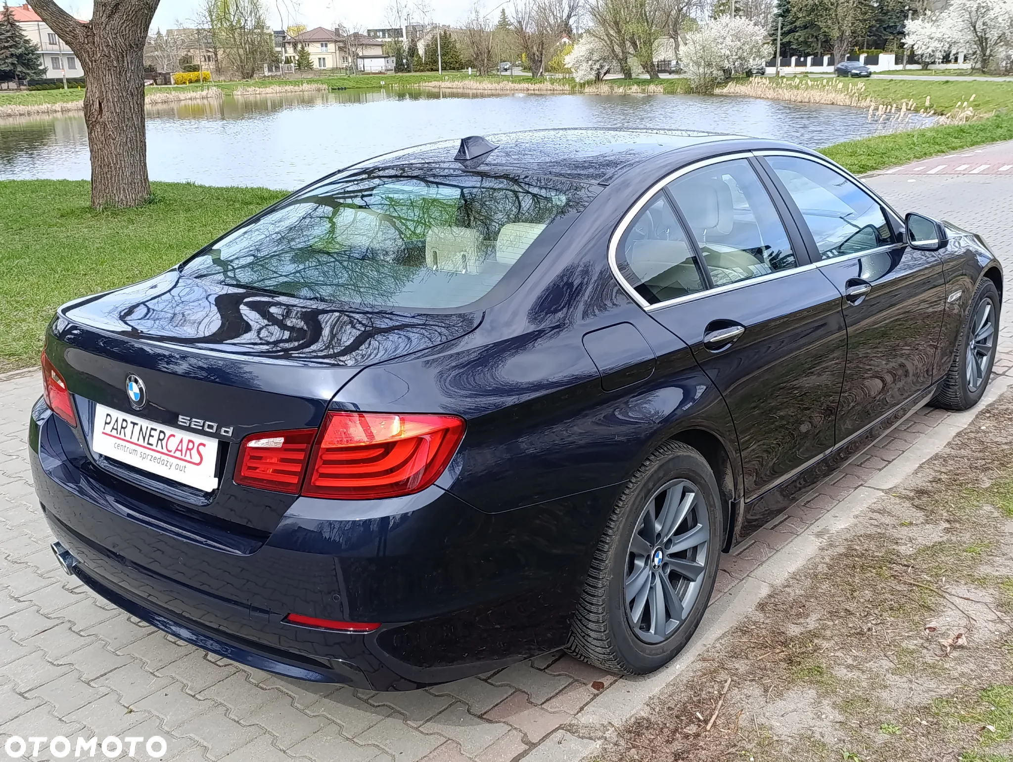 BMW Seria 5 520d Touring Luxury Line - 7