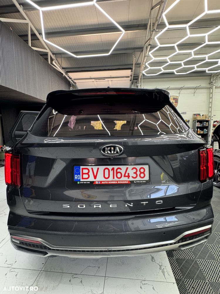 Kia Sorento - 2