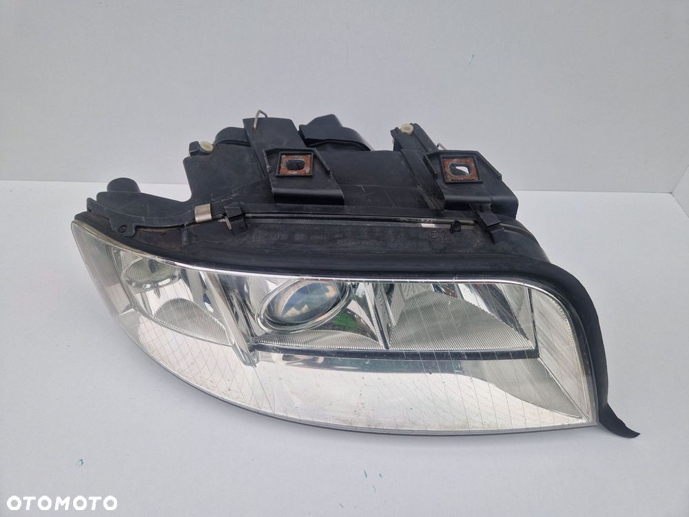 AUDI A6 C5 LAMPA PRZÓD PRZEDNIA PRAWA  EUROPA - 3