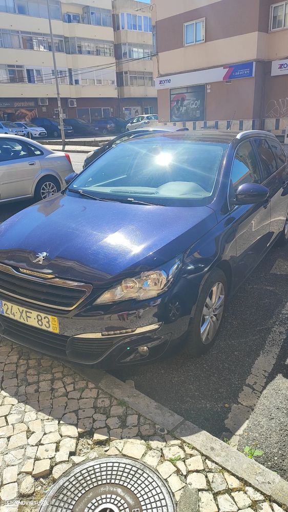 Peugeot 308 - 1