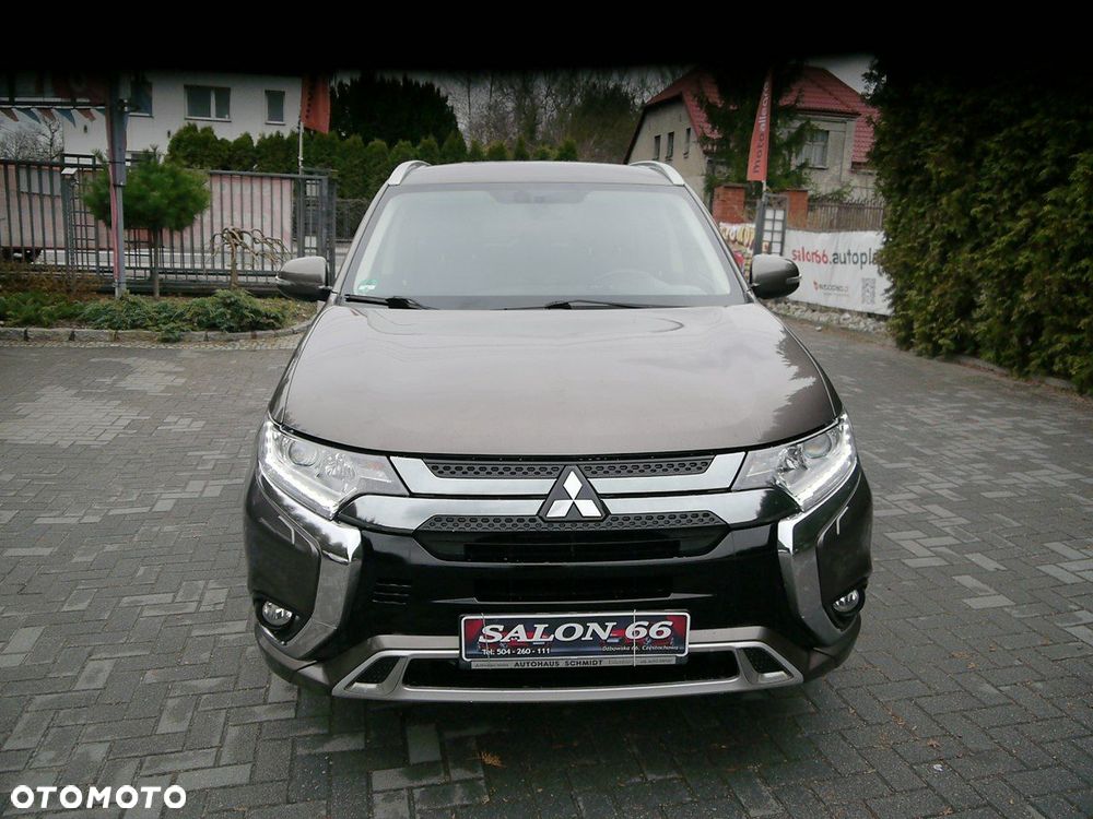 Mitsubishi Outlander - 7