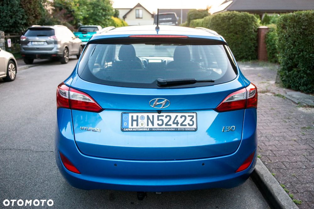 Hyundai i30 1.6 Comfort - 13