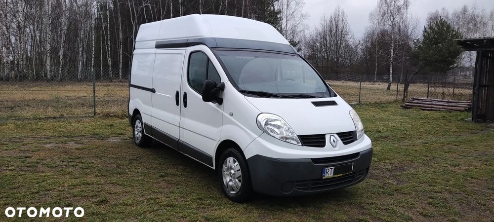 Renault Trafic - 2