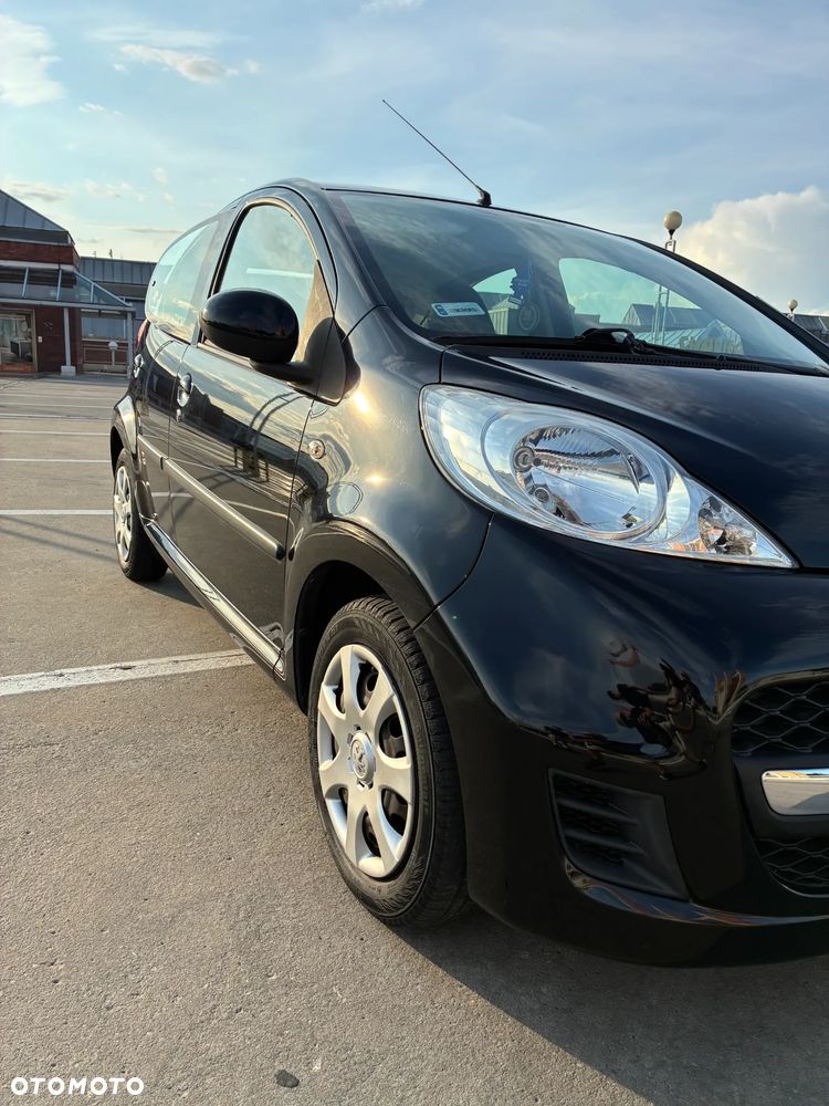 Peugeot 107 1.0 Urban Move - 10