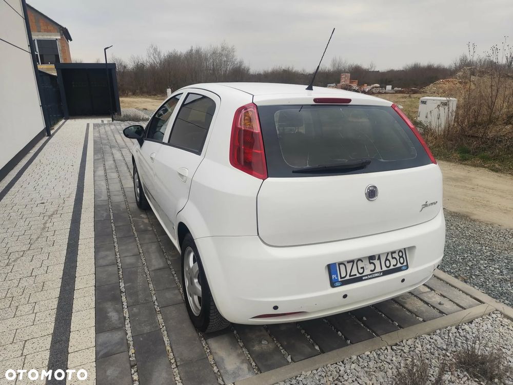 Fiat Grande Punto 1.3 Multijet 16V Dynamic - 4