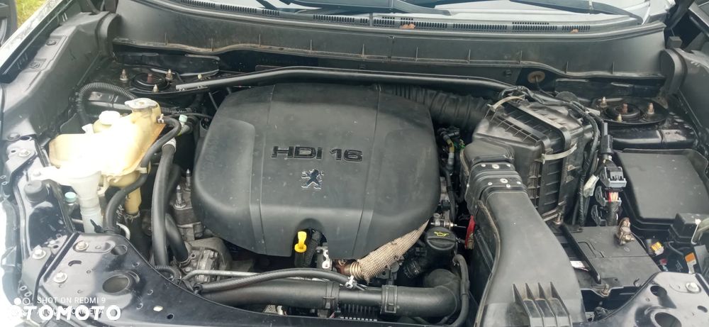 Peugeot 4007 HDI FAP 7-Sitzer Platinum - 32
