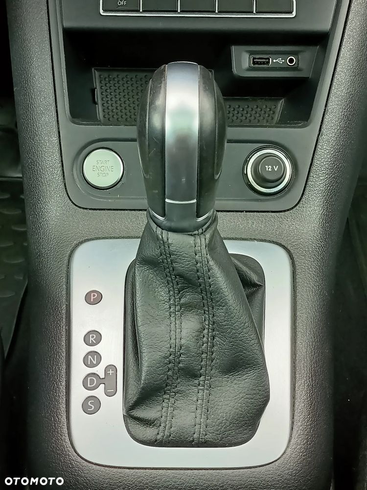 Volkswagen Tiguan - 18