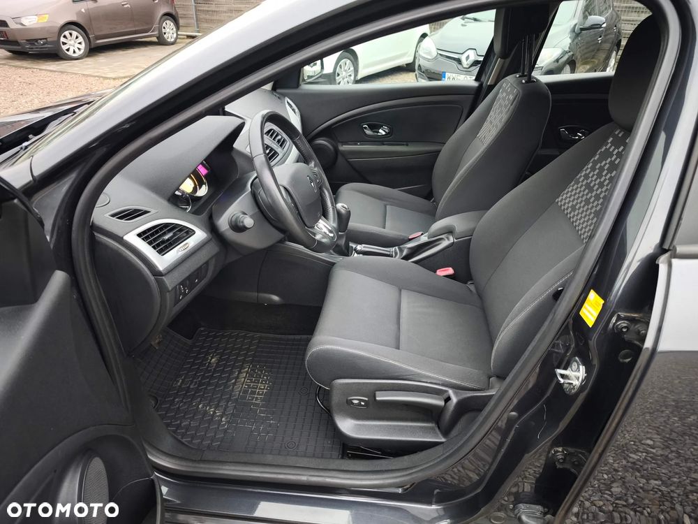 Renault Megane 1.6 16V 100 Paris - 10