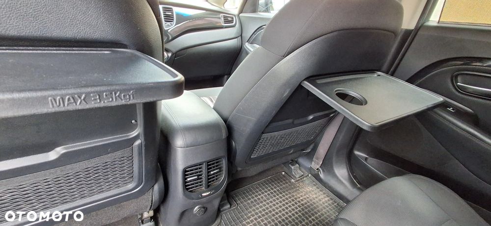 Kia Carens 1.6 GDI Business Line EU6 - 24