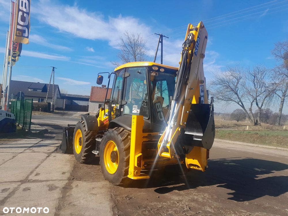 JCB JCB 4CX AEC  2018r - 9