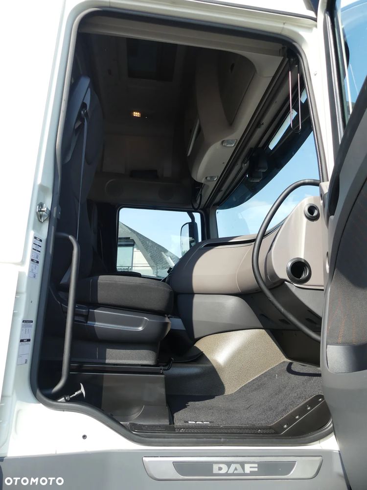 DAF XF 106.480 / LOW DECK / SUPER SPACE CAB / EURO 6 / 2021.09/ - 23