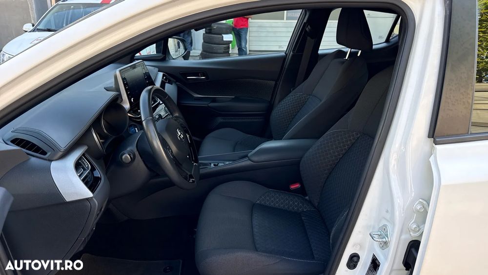 Toyota C-HR 1.8 HSD 122 CP 4x2 CVT Core - 15