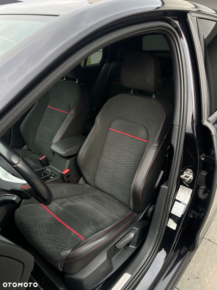 Volkswagen Golf GTI (BlueMotion Technology) DSG Performance - 13