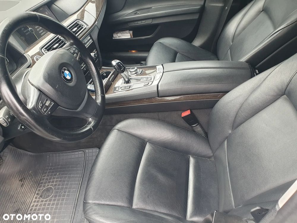 BMW Seria 7 730d Blue Performance - 13