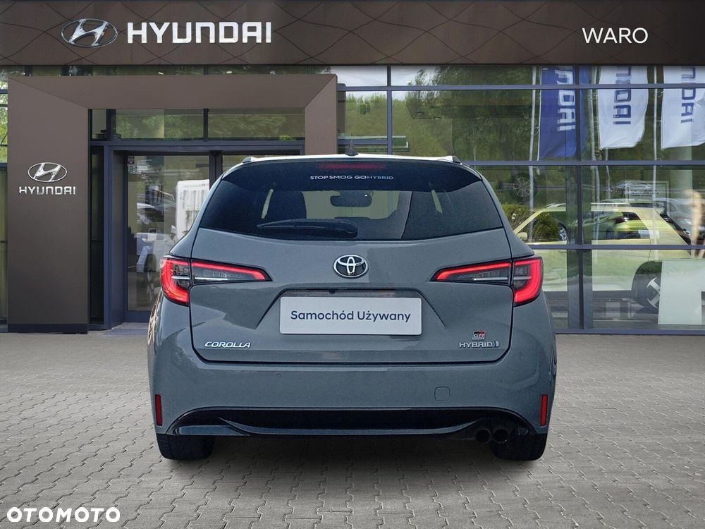 Toyota Corolla - 4