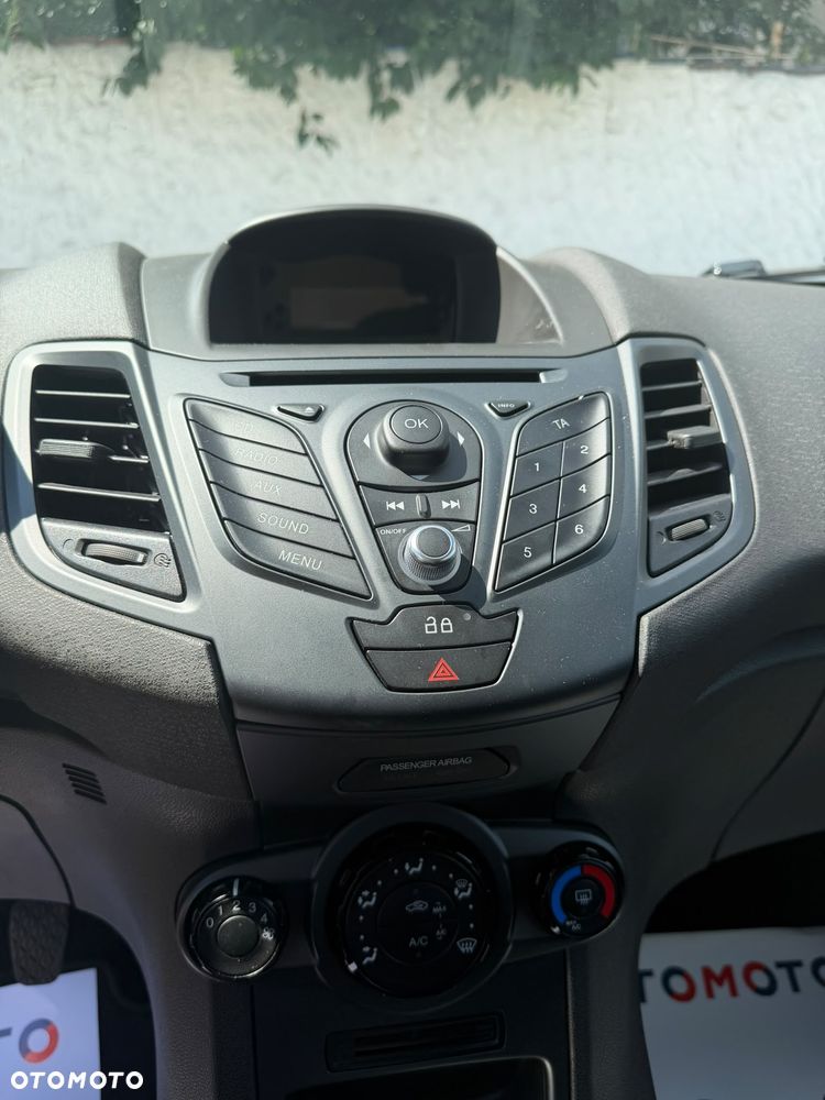 Ford Fiesta 1.25 Trend - 6