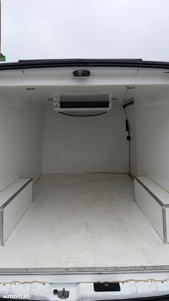 Ford Transit Custom - 12