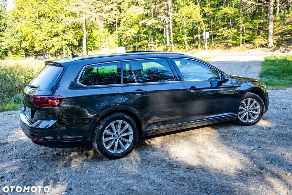 Volkswagen Passat - 7