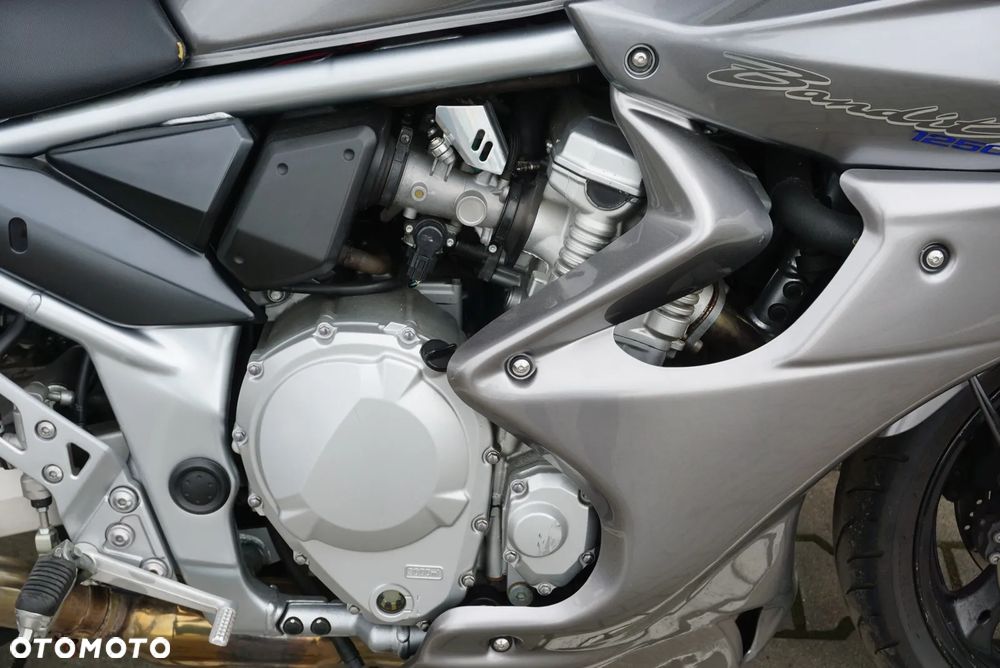 Suzuki Bandit - 8
