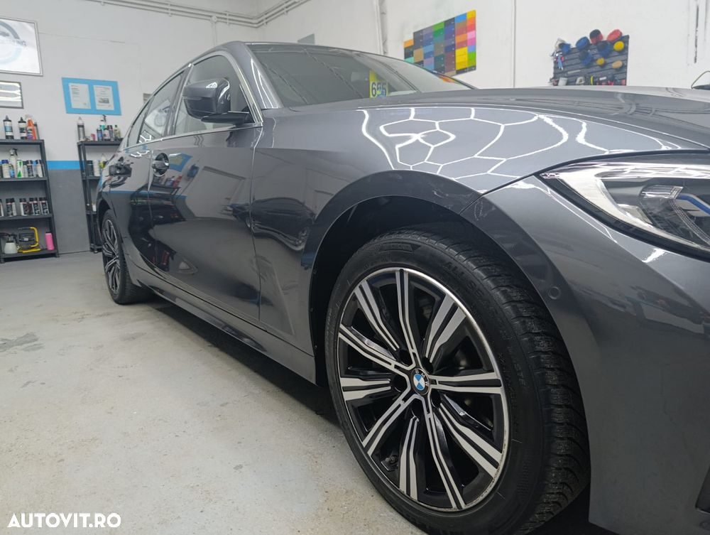 BMW Seria 3 330e Aut. Luxury Line - 22