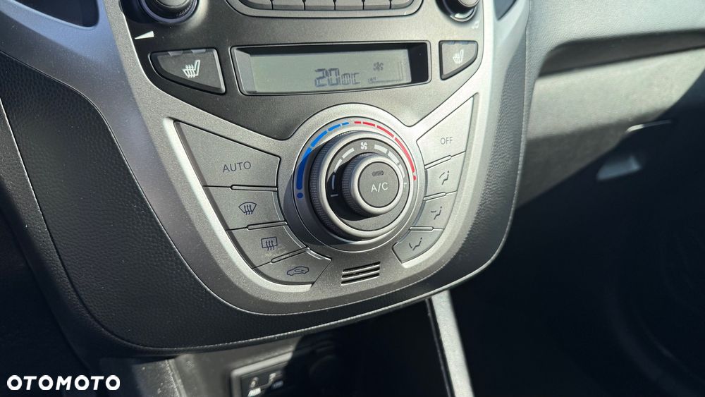 Hyundai ix20 1.4 blue Style - 39