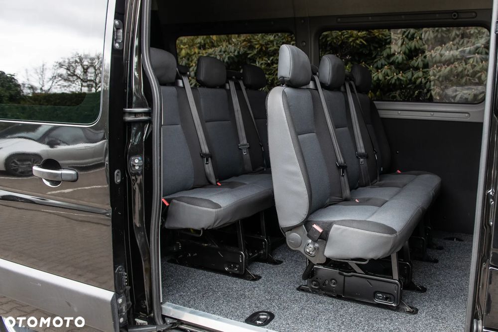 Renault Master ENERGY L2H2 VA 9-Sitzer - 26