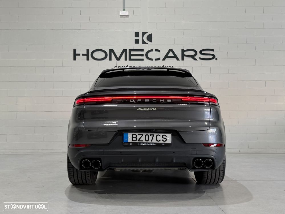 Porsche Cayenne Coupé E-Hybrid - 23